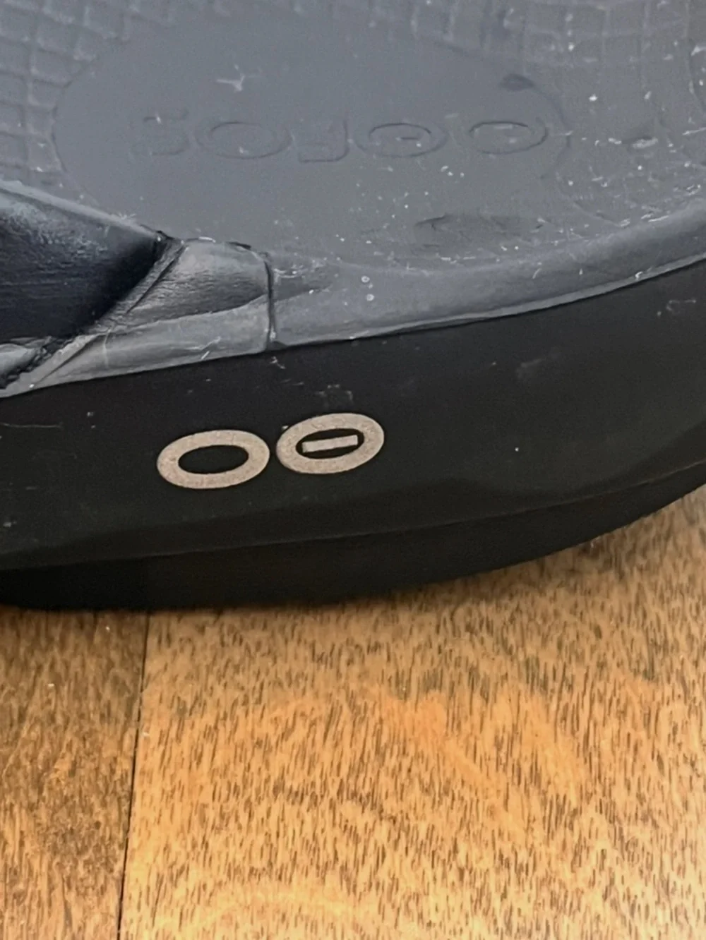 Oofos: Women’s Recovery Sandals Thong Black Size 7 Comfort Sandals